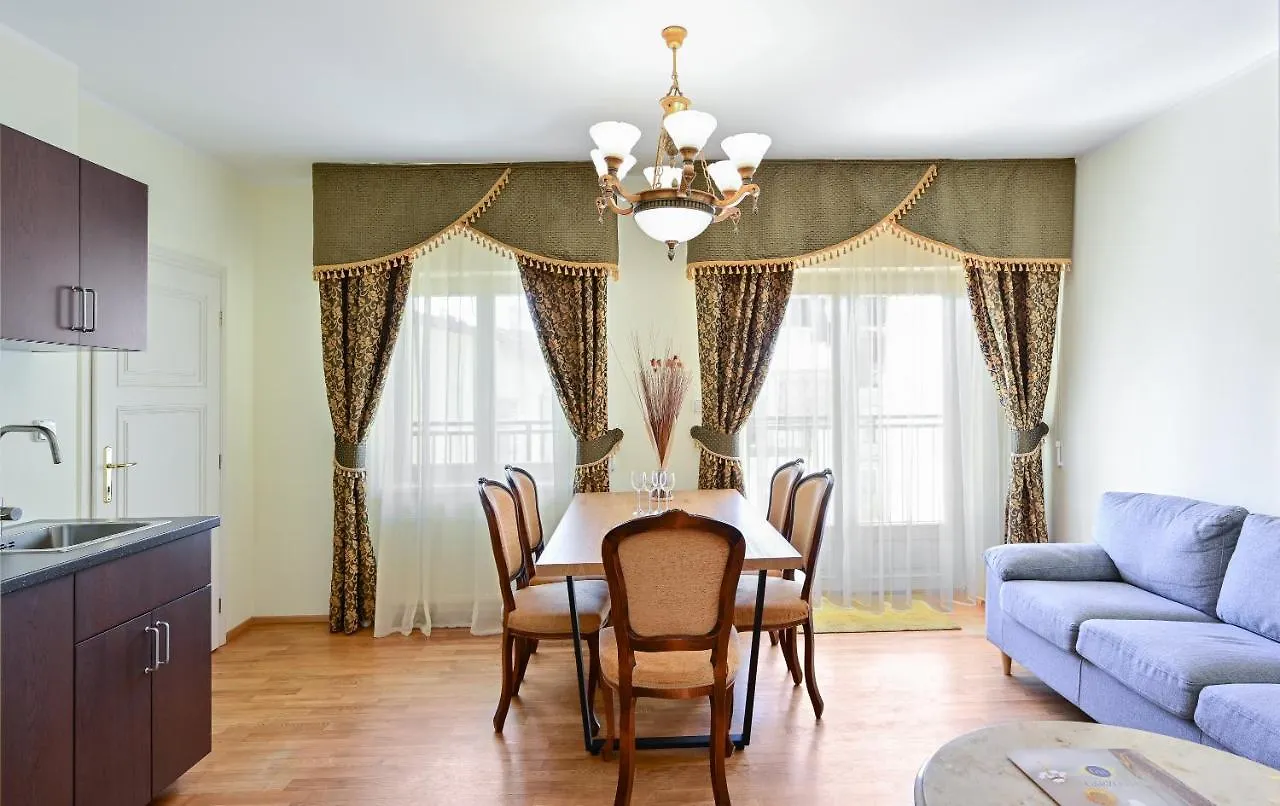 Residence Romanza Marianske Lazne 4*,